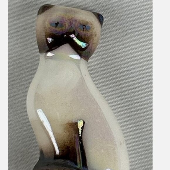 Vintage Avon Iridescent Porcelain Siamese Cat Brooch Pin Lustre Kitty - Picture 1 of 2